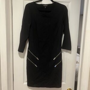 Express dress with zippers